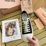 MIU Logo Platform Sneakers – Sneakers