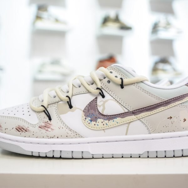 NK Dunk Low Pro SB Civilist - Sneakers