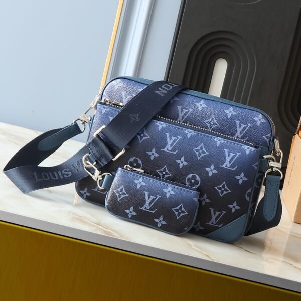 LV Trio Messenger - Bag