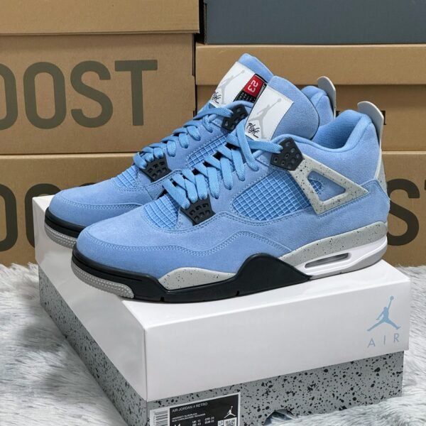 NK Air Jordan 4 Retro University Blue - Sneakers