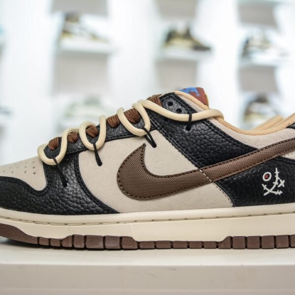 NK Dunk Low Premium SB Reese Forbes - Sneakers