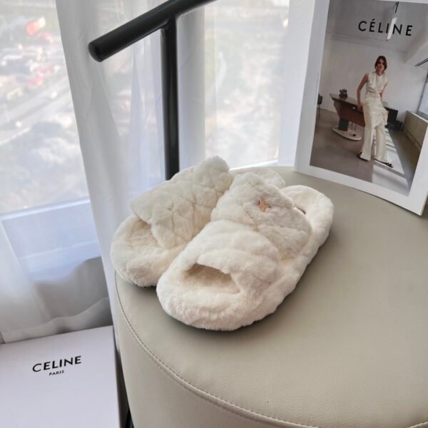 CEL Triomphe Shearling Slides - Slides
