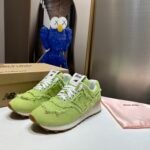 NB 574 MIU Collaboration – Sneakers – Red