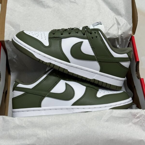 NK Dunk Low - Sneakers