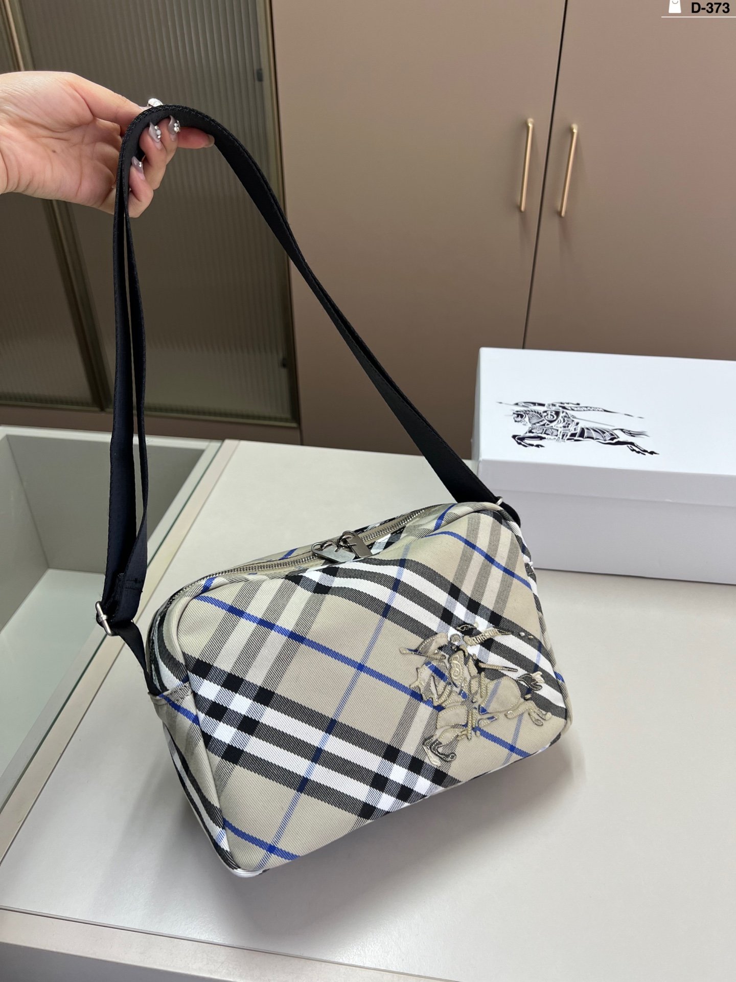 BBR Lola Bag Check - Bag - Image 2