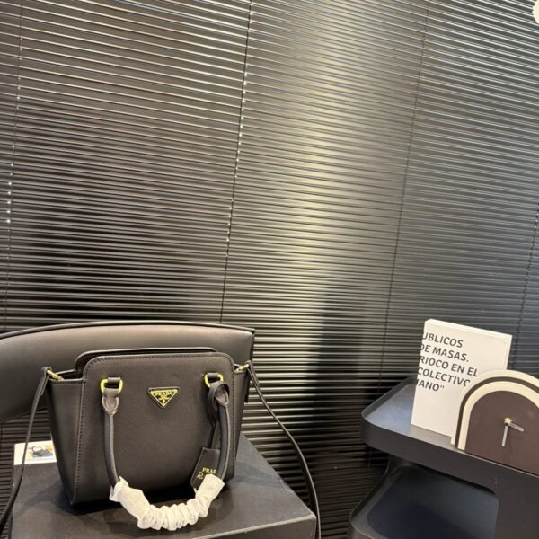 PR Saffiano Mini Galleria - Bag