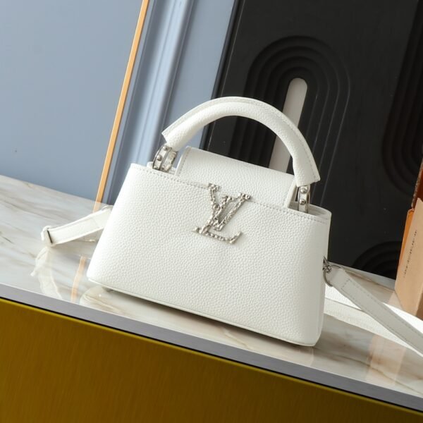 LV Capucines BB - Bag