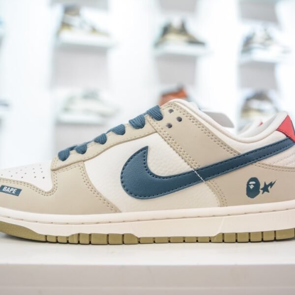 NK Dunk Low BAPE - Sneakers