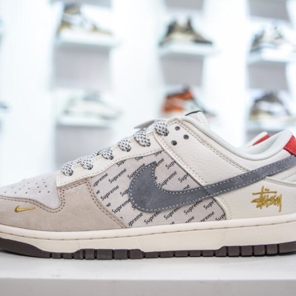 NK Dunk Low Pro SB Supreme x Stussy - Sneakers
