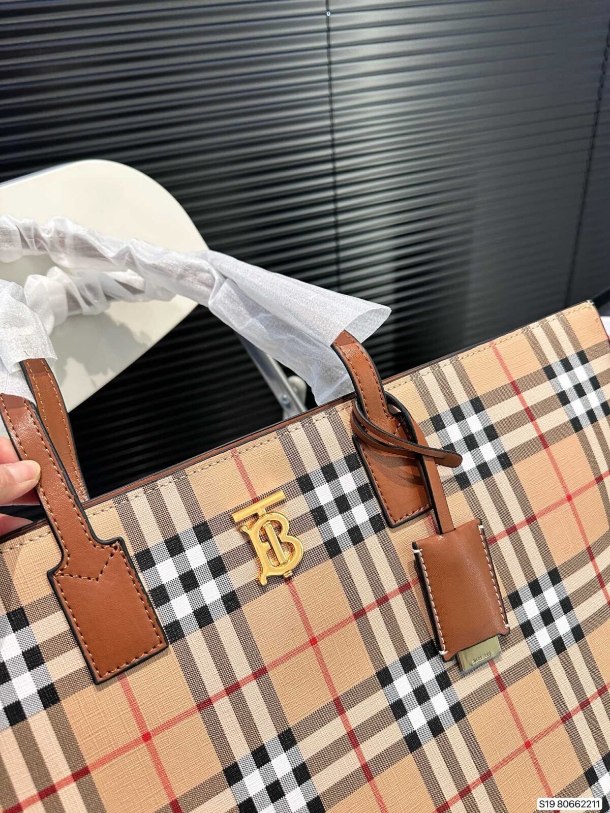 BBR Vintage Check Medium Tote – Bag — 7