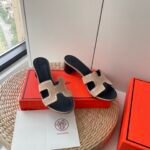 HM Oasis Sandals – Sandals