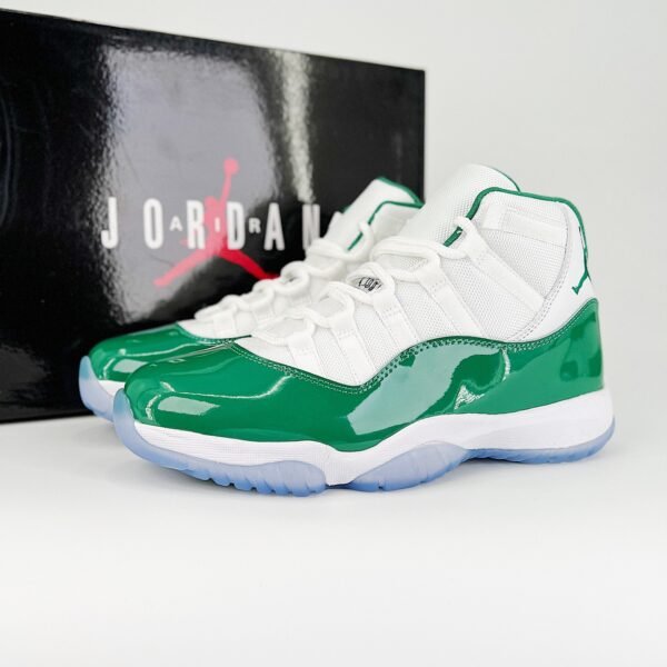 NK Air Jordan 11 Retro - Sneakers