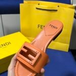 FD FF Buckle Slide – Slide