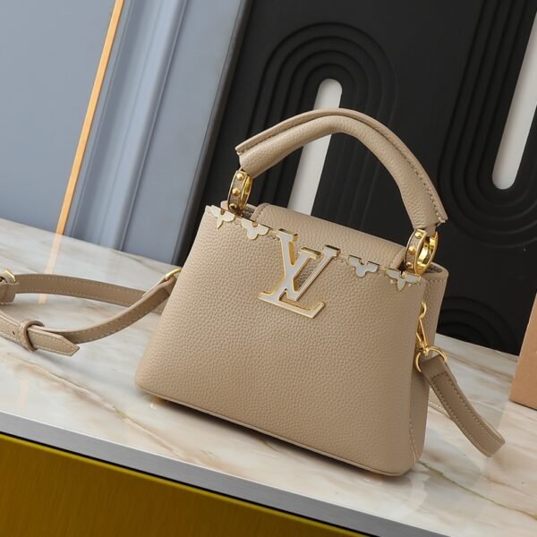 LV Capucines BB Beige Leather - Bag
