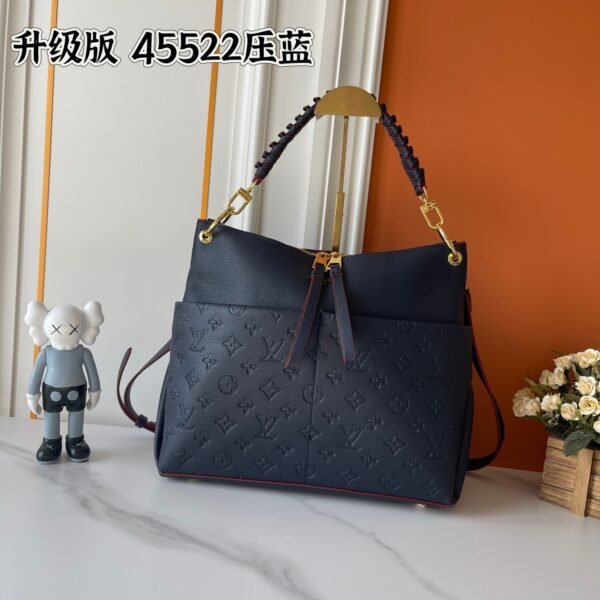 LV Graceful MM Monogram Empreinte - Bag