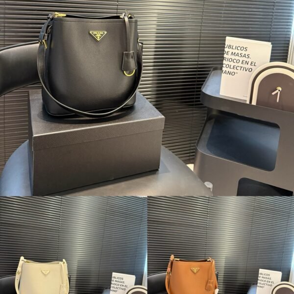 PR PR Bucket Bag Black Leather - Bag