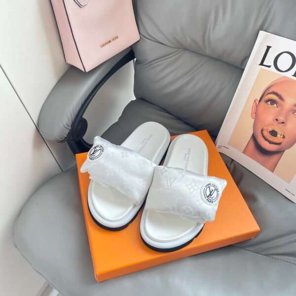 LV Pool Pillow Comfort White Monogram - Slides