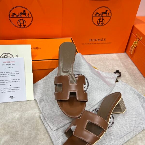 HM Oran Sandals - Sandals