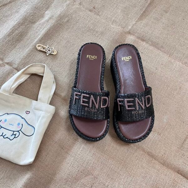FD Roma Slides Black - Slides