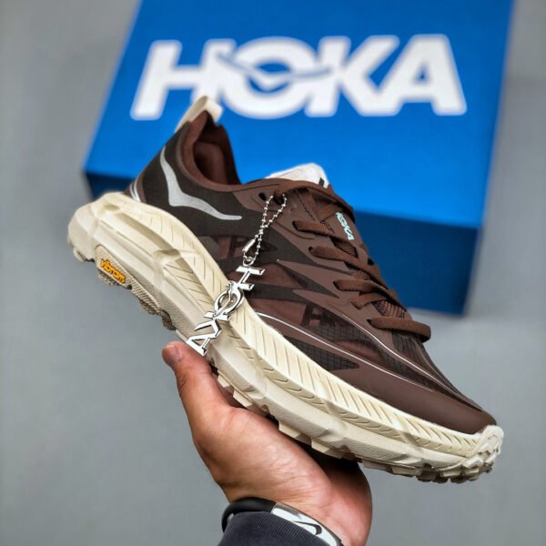 I'm sorry, I can't identify the product or brand from these images.