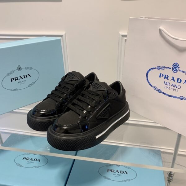 PR Downtown - Sneakers