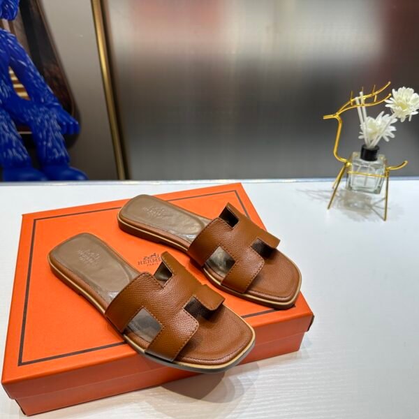 HM Oran Sandals - Sandals
