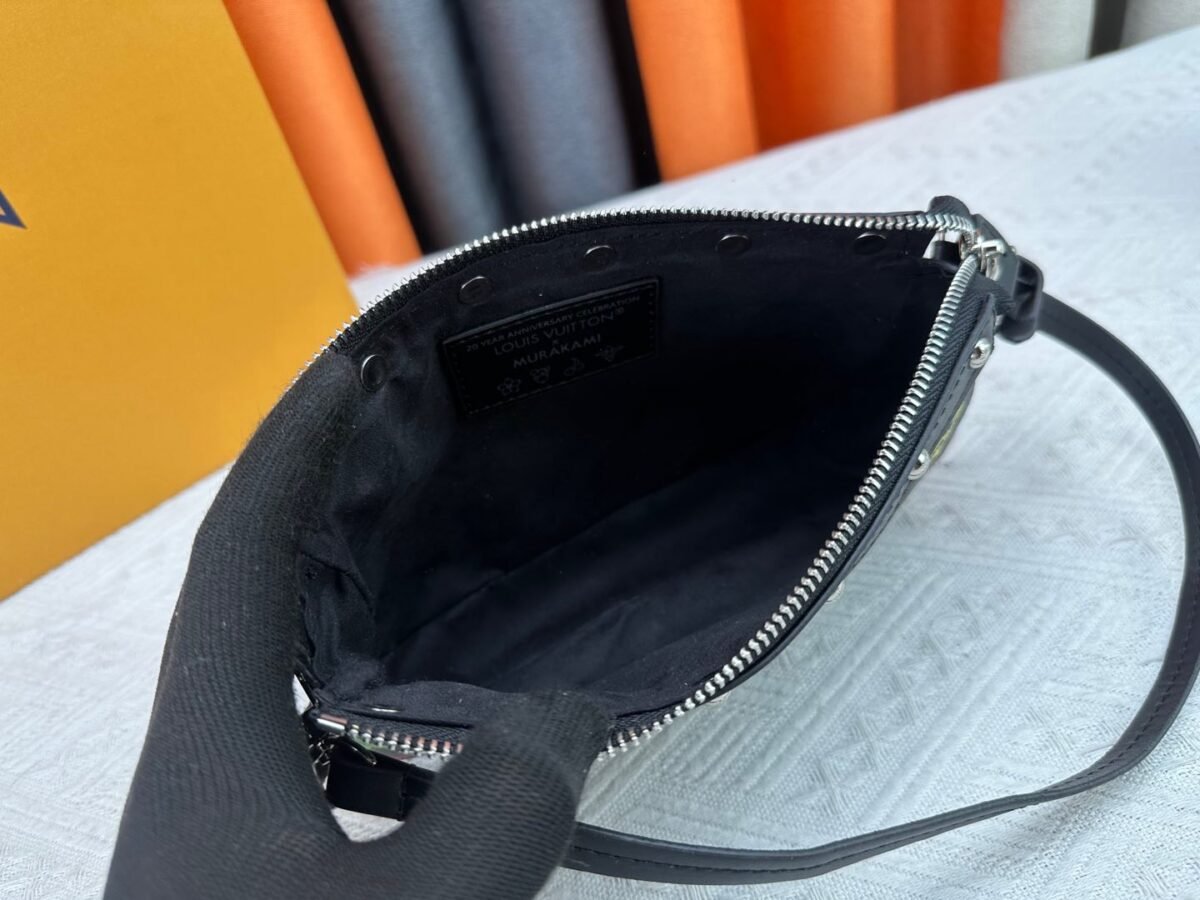 LV Multi Pochette Accessoires – Bag – Black — 8
