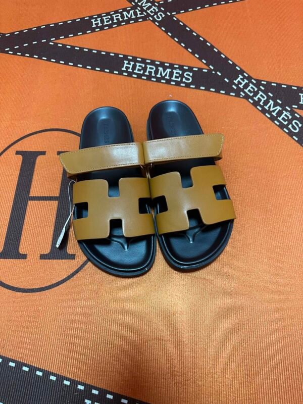 HM Izmir Sandals – Sandales