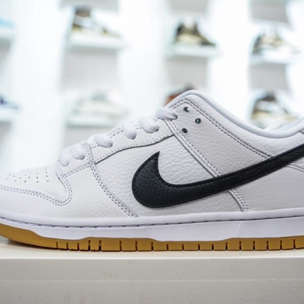 NK Dunk Low - Sneakers