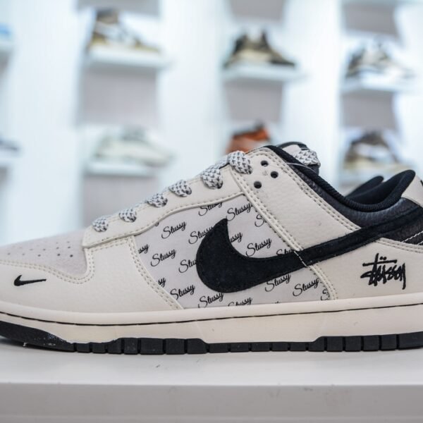 NK Dunk Low Stussy - Sneakers