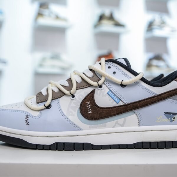 NK Dunk Low Heartbeat Light Blue/Brown - Sneakers
