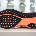 NK ZoomX Invincible Run Flyknit – Sneaker – Rosso