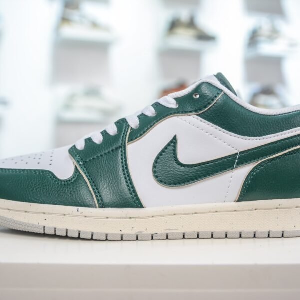 NK Air Jordan 1 Low Green/White Leather - Sneakers