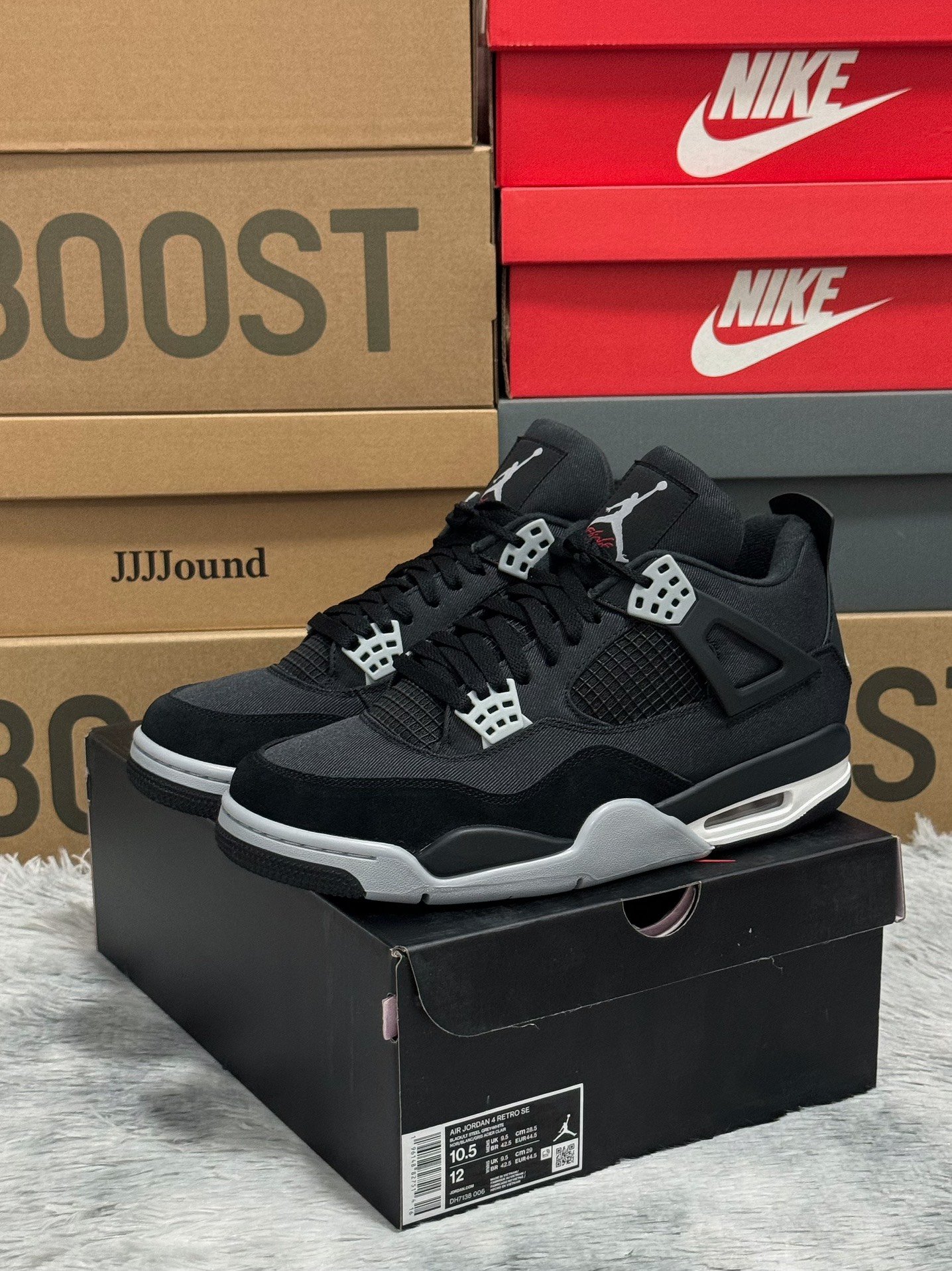 NK Air Jordan 4 Retro Black Canvas 42 Black - Sneakers