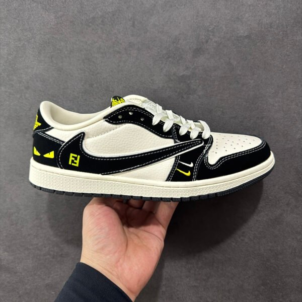 NK Air Jordan 1 Low OG Travis Scott x Fragment Black/White - Sneakers