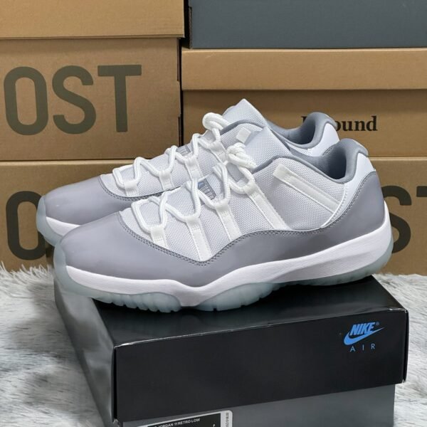 NK Air Jordan 11 Retro Low - Sneakers