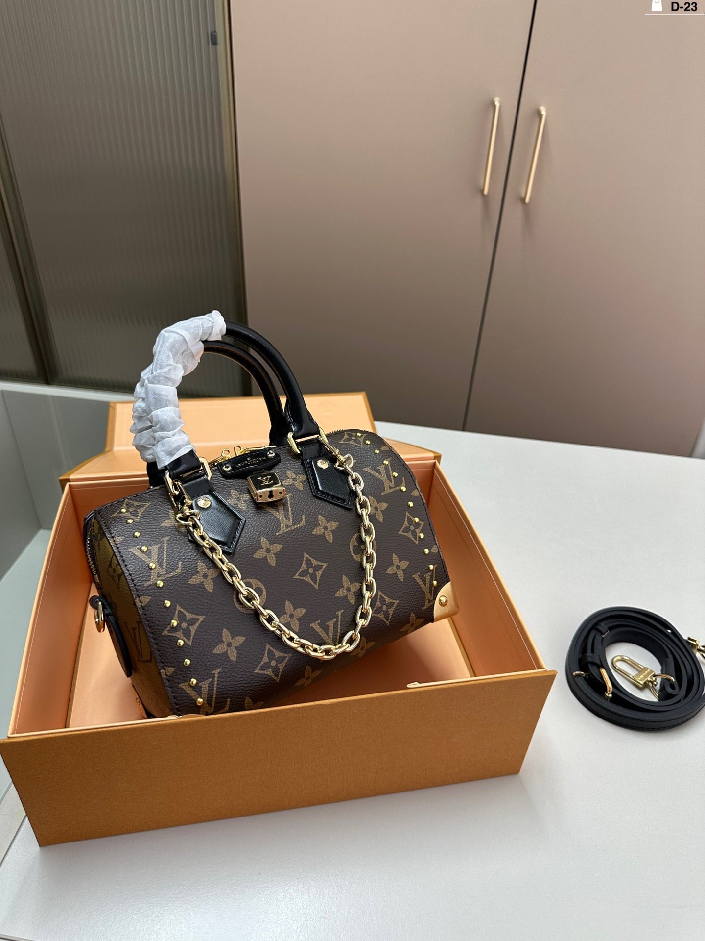 LV Speedy Bandoulière 20 Monogram - Bag