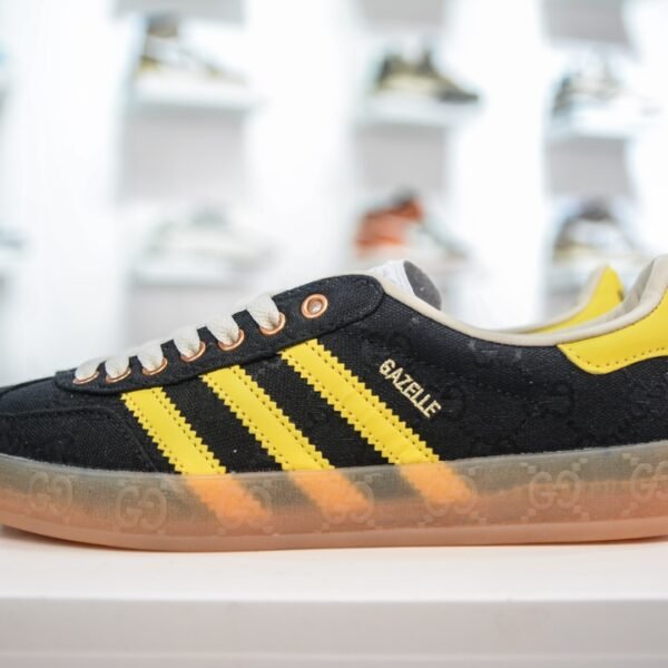 GG Gazelle Black/Yellow - Sneakers