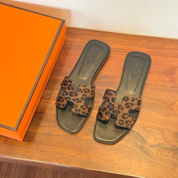 HM Oran Sandals Leopard - Slides