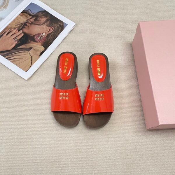 MIU Patent Leather Platform Slides - Slides