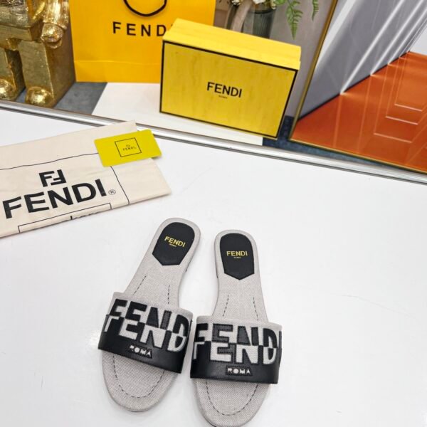 FD Roma Logo Slides - Slides