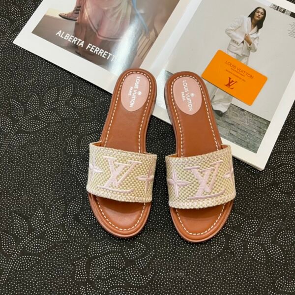 LV Paseo Flat Comfort Mule - Slides