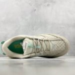 NK ONE ONE Bondi B3 LS Beige – Sneakers