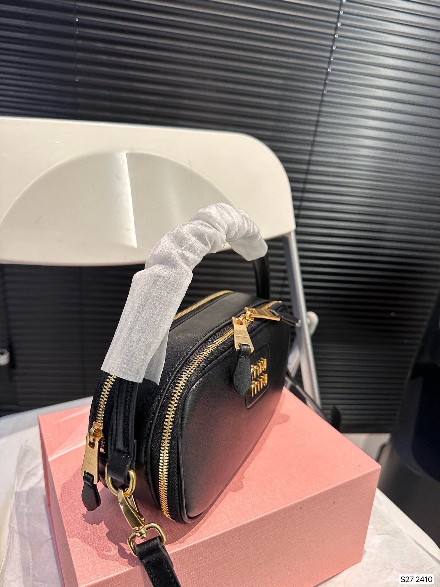 MIU Wander Matelassé Black Leather - Bag - Image 4