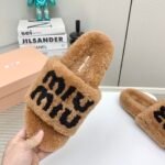 MIU Furry Logo Slippers – Slides – Red