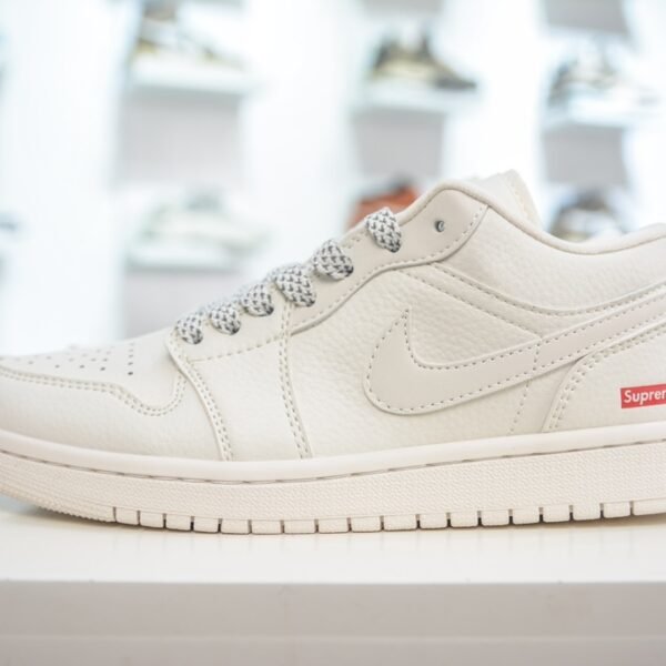NK Air Jordan 1 Low Supreme - Sneakers