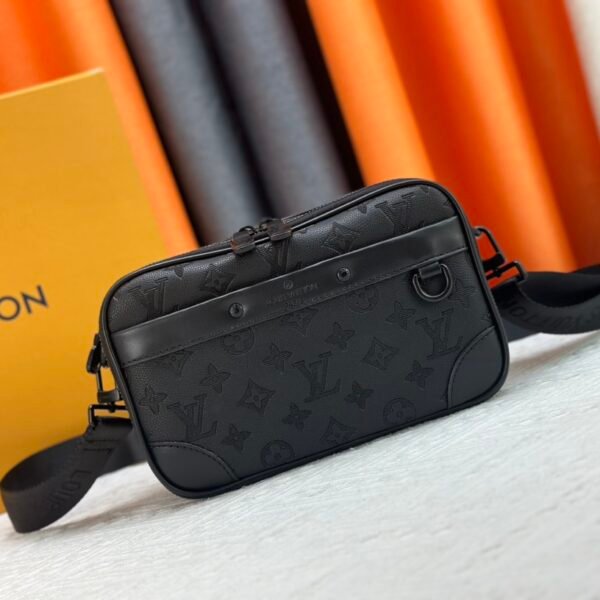 LV Outdoor Messenger - Bag