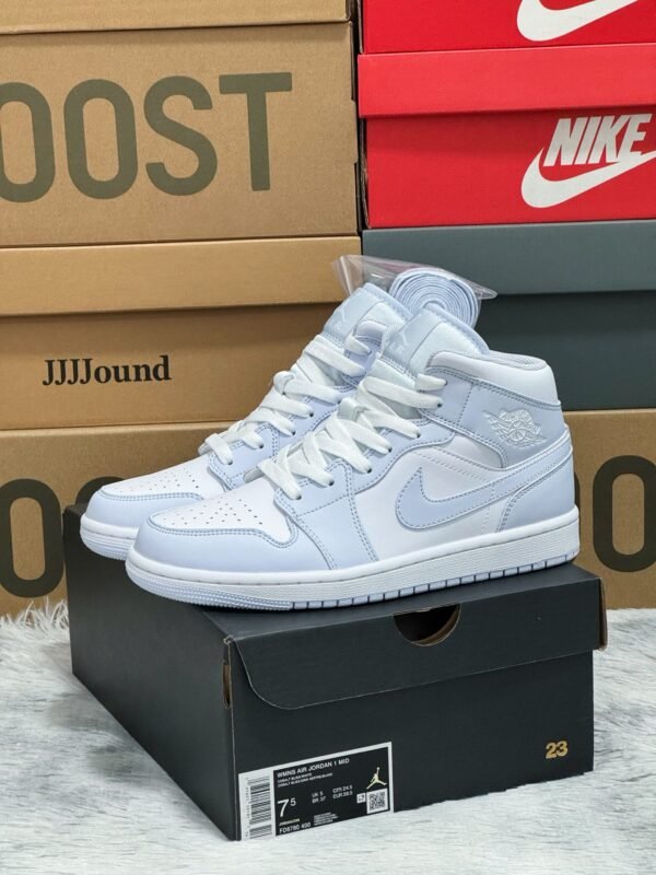 NK Air Jordan 1 Mid – Sneakers – Blue