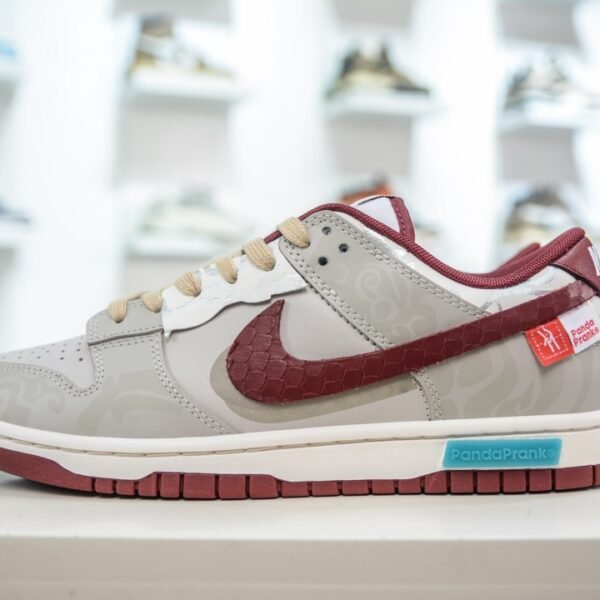 NK Dunk Low Panda Prank Grey/Maroon - Sneakers