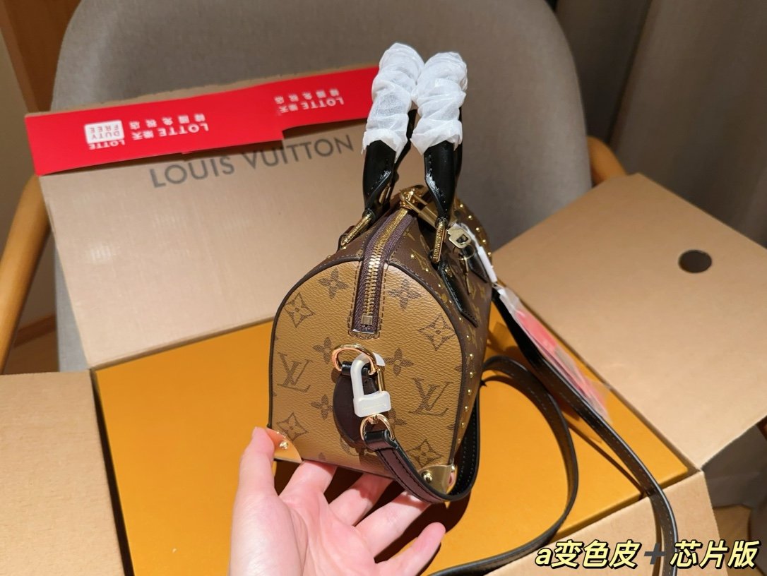 LV Speedy Bandoulière 20 Monogram - Bag - Image 4